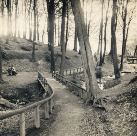 gleiche Ansicht Die gleiche Ansicht wie auf der vorherigen Karte auf einem privaten Foto vom 18. Juni 1939.